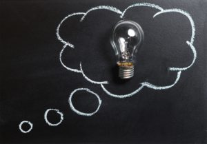Forberede - Vær bevisst på rollen du har som verge – også når du er verge for et familiemedlem. - Formålet med samtalen er å finne ut om vergehaver er fornøyd med vergemålet og om det oppleves som frivillig å ha verge. - Forbered deg til samtalen med bakgrunn i det du vet om vergehavers funksjonsnivå og kognitive evner. Tilpass språk, ord, tempo, tonefall, spørsmålsstilling.